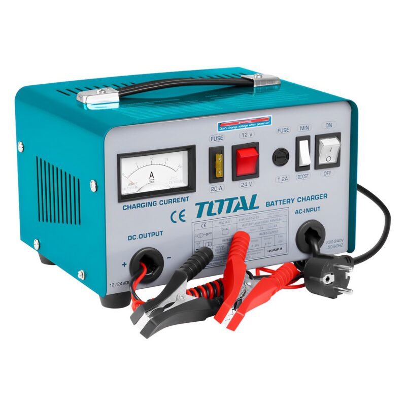 BATTERY CHARGER 12 / 24V